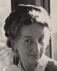 Alice, 1947