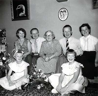The Tjädeer family