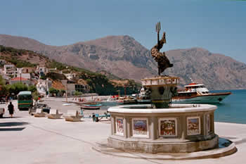 Diafani harbor - the fountain.
