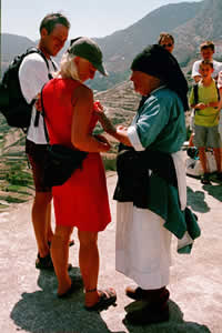 Olympos saleswoman