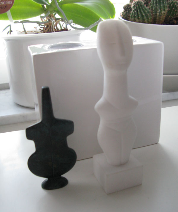 ministatues statues